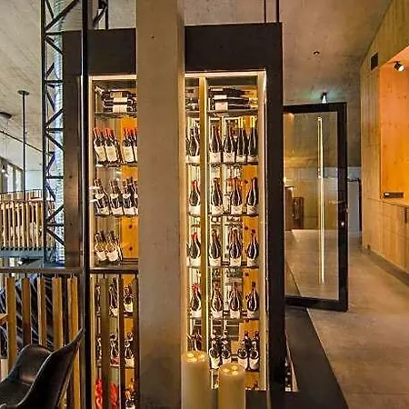 Hotel Lartor 5*