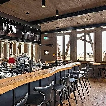 Lartor Hotel