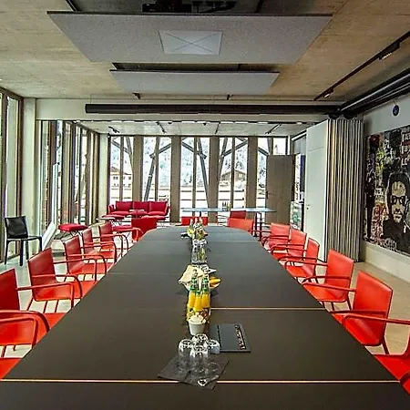 Lartor 5*
